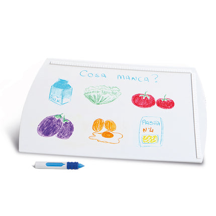 Primo whiteboard and crayons set