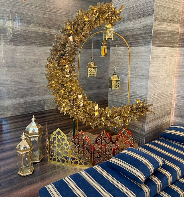 Matt Gold Ramadan Crescent